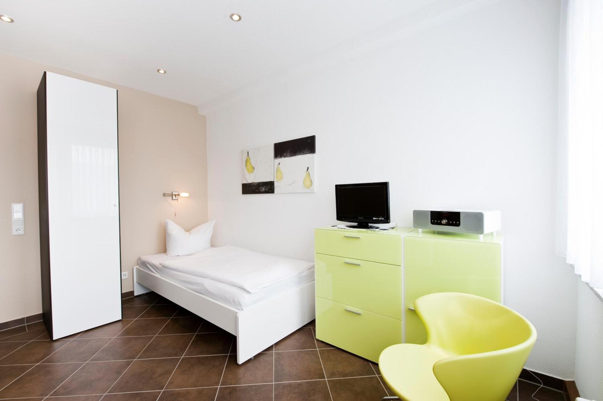 Appartements Am Kleeblatt ヴッパータール エクステリア 写真