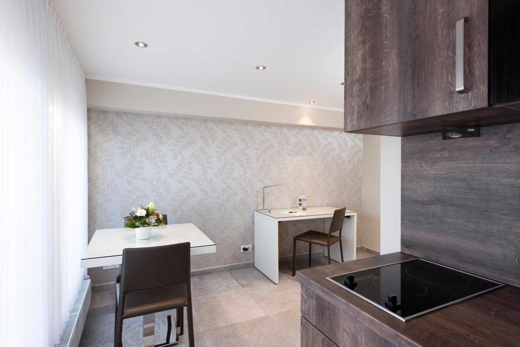 Appartements Am Kleeblatt ヴッパータール エクステリア 写真